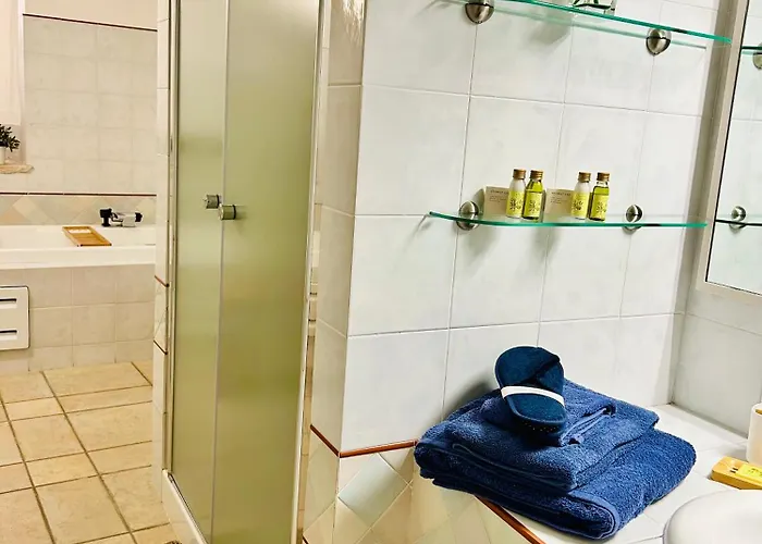 Maison De L'air - With Jacuzzi Daire